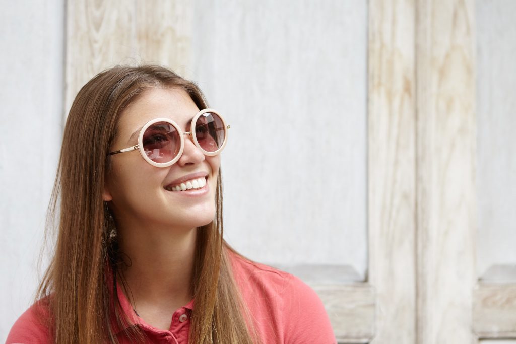 How Much Does a Full Set of Veneers Cost in the UK? 4 half profile of attractive fashionable woman in ro 6R2RGMC min