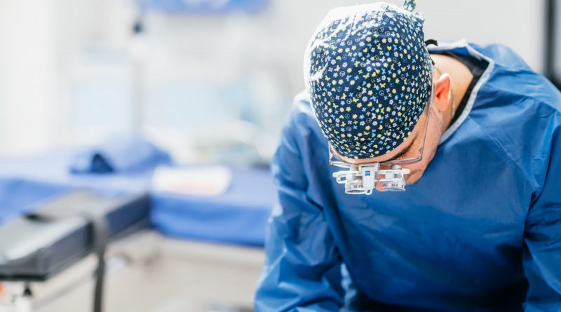 dokter spesialis jantung nyiapkeun transp P4Z2G6U mnt