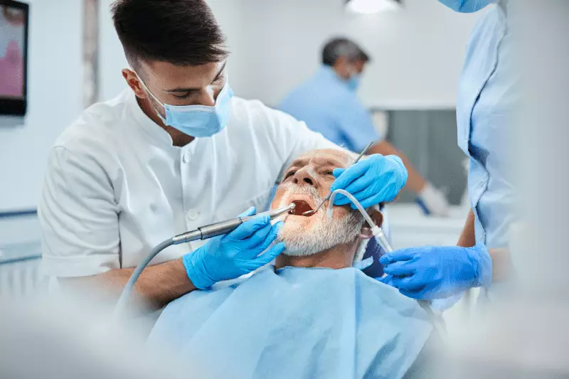 Ways to Get Free Dental Implants in the USA 3 Background 28 11