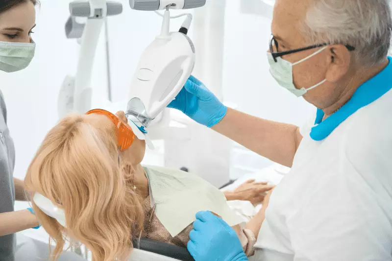 Teeth Whitening Treatment Prices in Turkey 3 Background 30 1