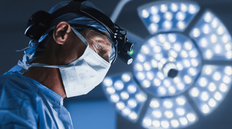 Bekendes wat maagmou (vetsug) chirurgie in Turkye ondergaan