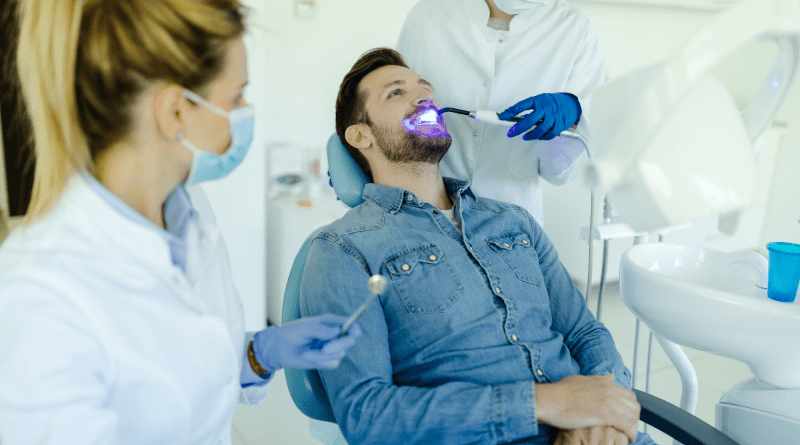 Dental Veneers or Teeth Whitening