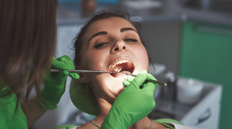 ulasan implan dental